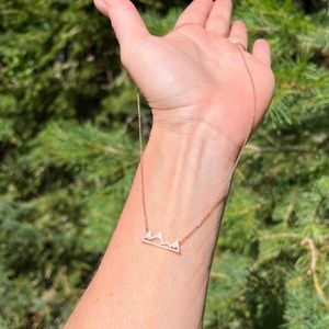 Brand New Minimalist Mountain Cutout Pendant Necklace in Rose Gold